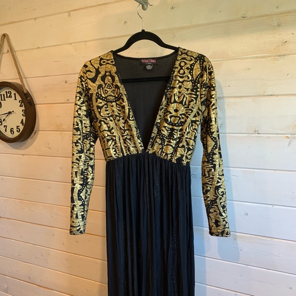 Seductions | Gold & Black Dress - Picture 3 of 6